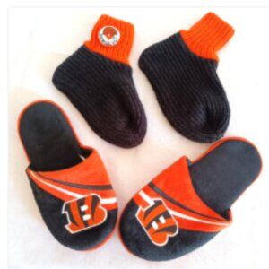 Cincinnati Bengals His & Her NFL Team Slippers size M (9/10) Black Orange